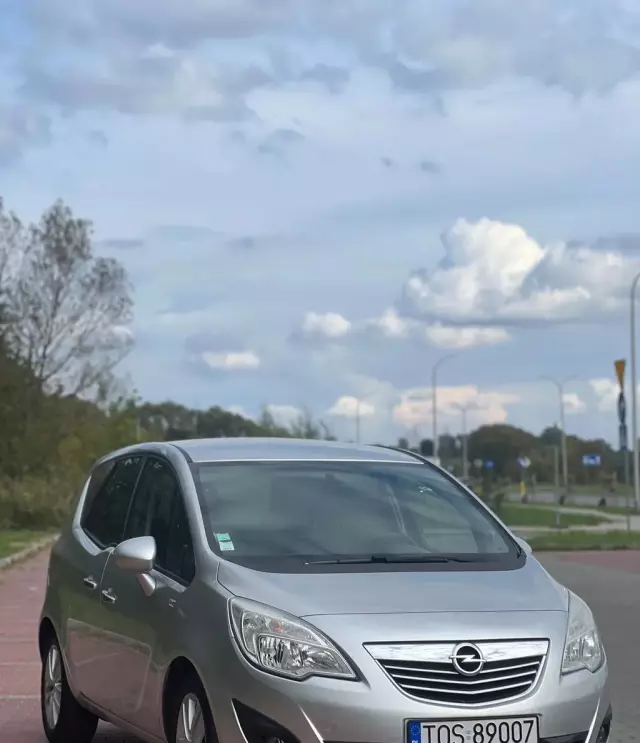 OPEL Meriva 