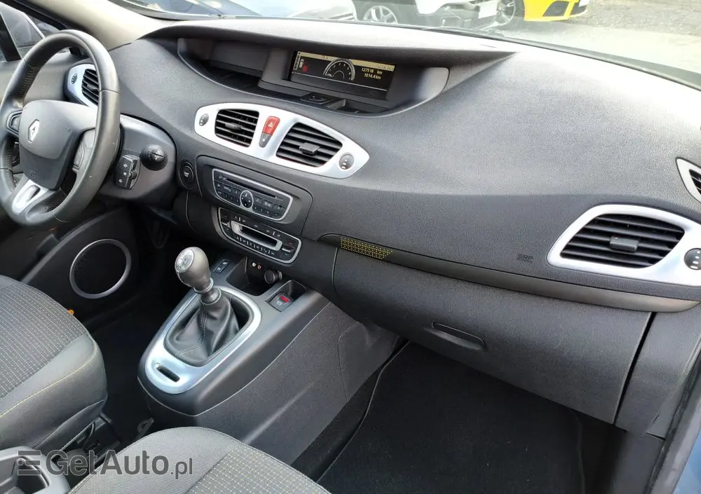 RENAULT Scenic 