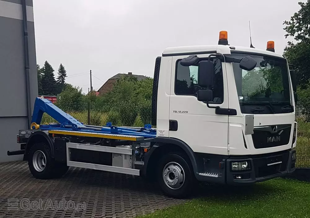 MAN TGL 12.220 HAKOWIEC SKIBICKI 4x2 KLIMA HAKOWIEC DO KONTENERÓW MANUAL 12T POD KONTENERY 