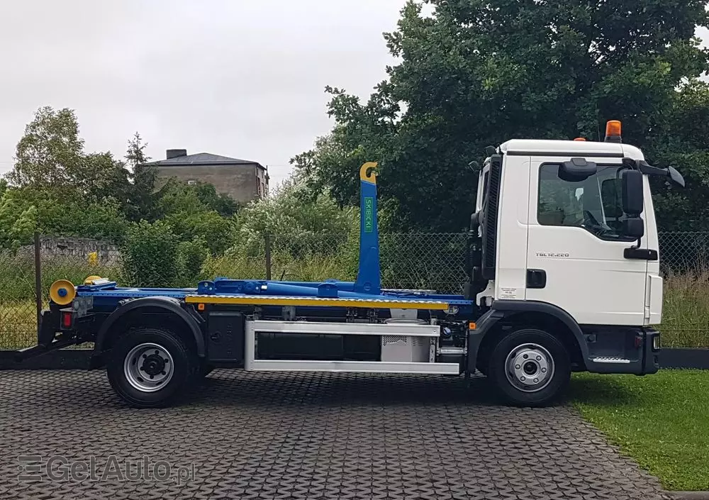 MAN TGL 12.220 HAKOWIEC SKIBICKI 4x2 KLIMA HAKOWIEC DO KONTENERÓW MANUAL 12T POD KONTENERY 