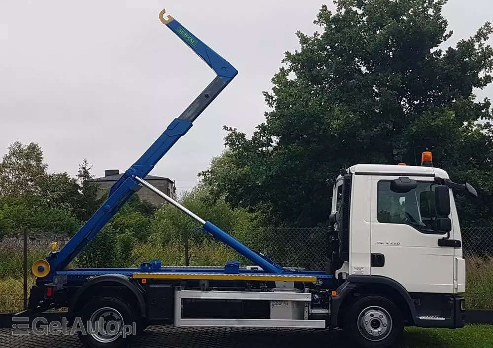 MAN TGL 12.220 HAKOWIEC SKIBICKI 4x2 KLIMA HAKOWIEC DO KONTENERÓW MANUAL 12T POD KONTENERY 