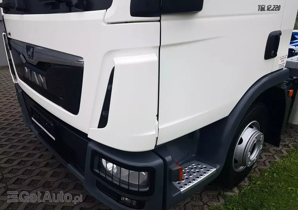 MAN TGL 12.220 HAKOWIEC SKIBICKI 4x2 KLIMA HAKOWIEC DO KONTENERÓW MANUAL 12T POD KONTENERY 