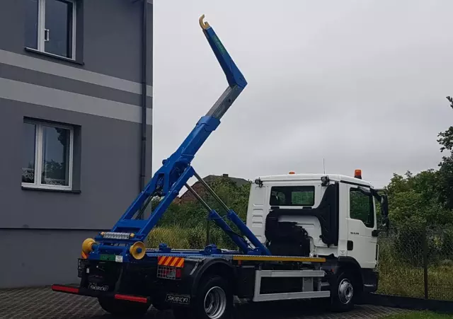 MAN TGL 12.220 HAKOWIEC SKIBICKI 4x2 KLIMA HAKOWIEC DO KONTENERÓW MANUAL 12T POD KONTENERY 