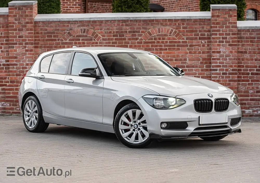 BMW Seria 1 116i Sport Line