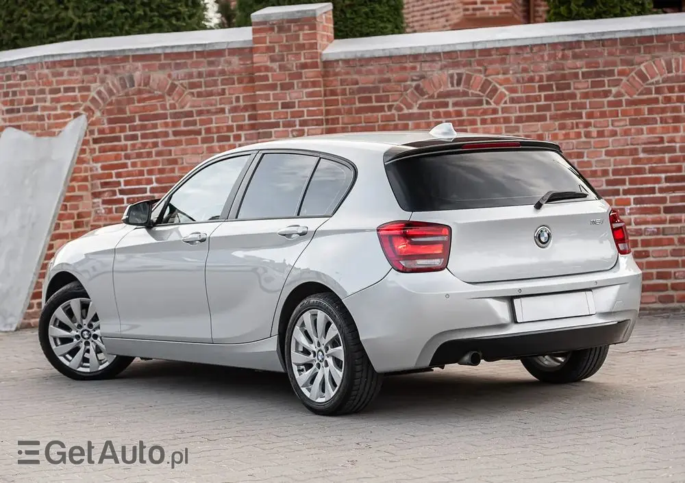 BMW Seria 1 116i Sport Line