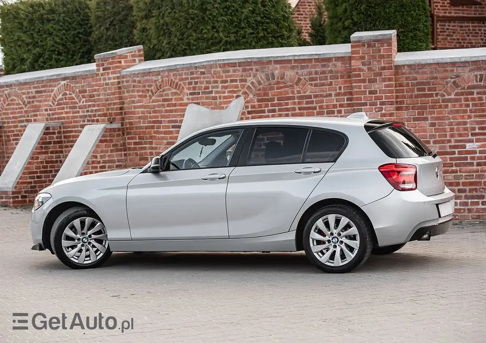 BMW Seria 1 116i Sport Line