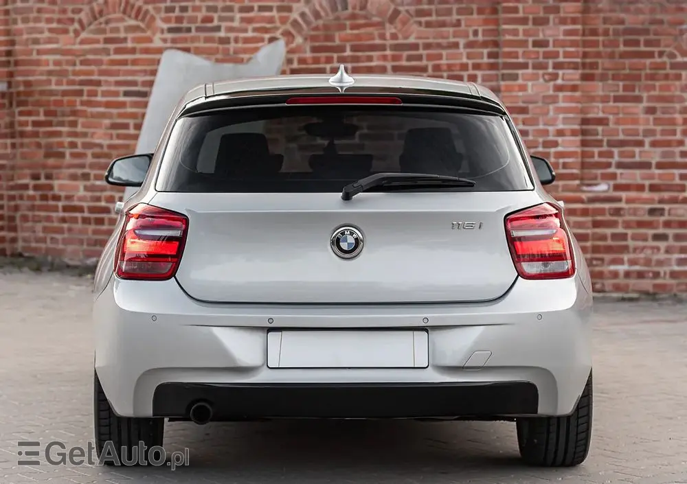 BMW Seria 1 116i Sport Line