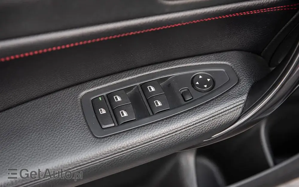 BMW Seria 1 116i Sport Line