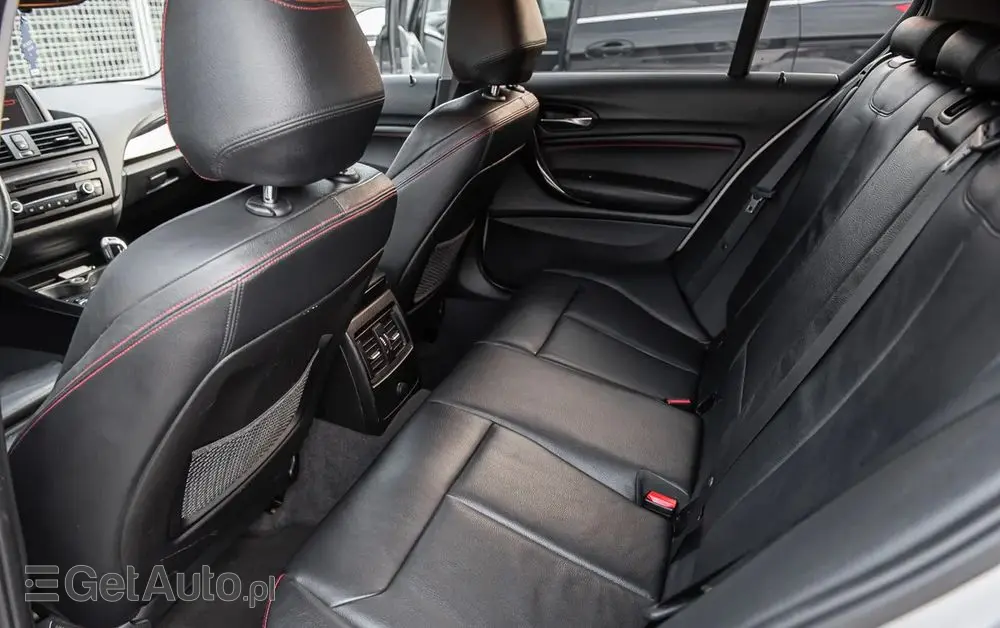 BMW Seria 1 116i Sport Line