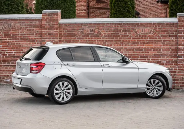 BMW Seria 1 116i Sport Line