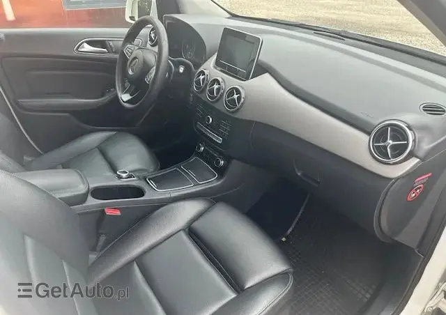 MERCEDES-BENZ Klasa B 180 (CDI) d 7G-DCT Style