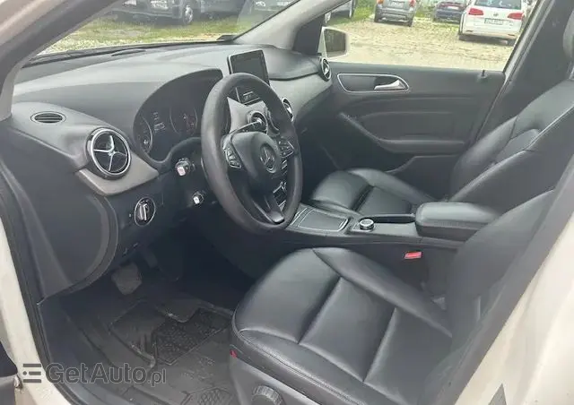 MERCEDES-BENZ Klasa B 180 (CDI) d 7G-DCT Style