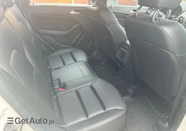 MERCEDES-BENZ Klasa B 180 (CDI) d 7G-DCT Style