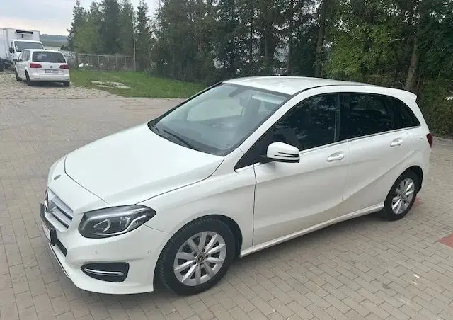 MERCEDES-BENZ Klasa B 180 (CDI) d 7G-DCT Style
