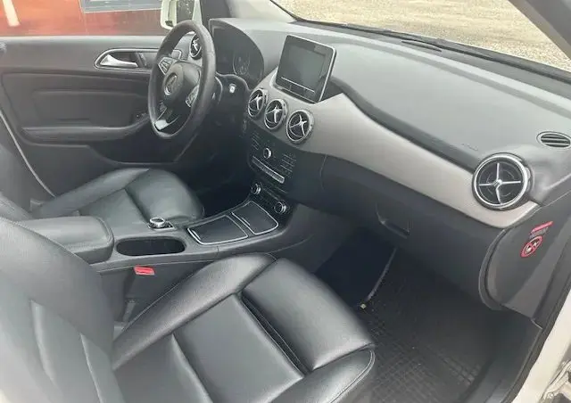 MERCEDES-BENZ Klasa B 180 (CDI) d 7G-DCT Style