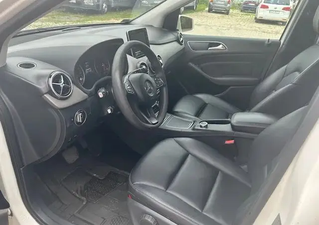 MERCEDES-BENZ Klasa B 180 (CDI) d 7G-DCT Style