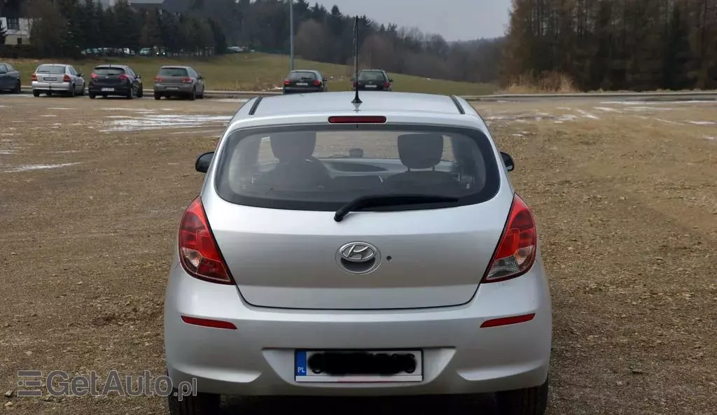 HYUNDAI I20 