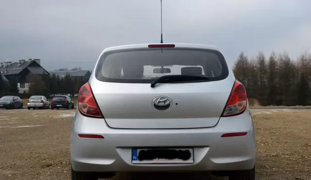 HYUNDAI I20 