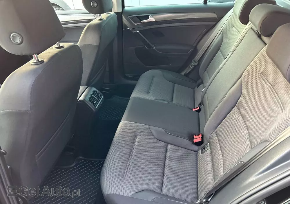 VOLKSWAGEN Golf 1.2 TSI BlueMotion Technology Comfortline