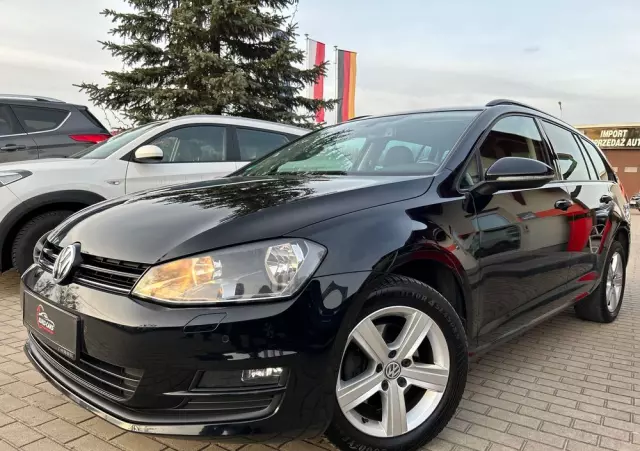 VOLKSWAGEN Golf 1.2 TSI BlueMotion Technology Comfortline
