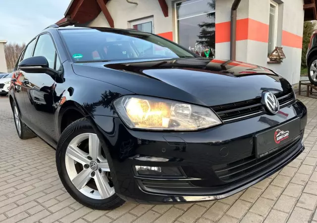 VOLKSWAGEN Golf 1.2 TSI BlueMotion Technology Comfortline