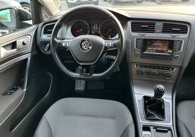 VOLKSWAGEN Golf 1.2 TSI BlueMotion Technology Comfortline