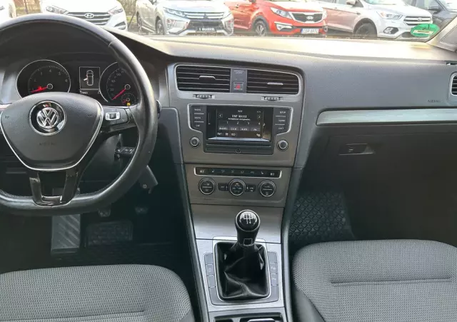 VOLKSWAGEN Golf 1.2 TSI BlueMotion Technology Comfortline