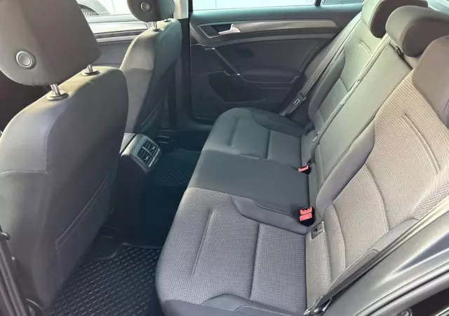 VOLKSWAGEN Golf 1.2 TSI BlueMotion Technology Comfortline