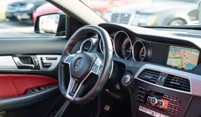 MERCEDES-BENZ Klasa C 