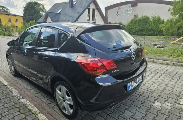 OPEL Astra 