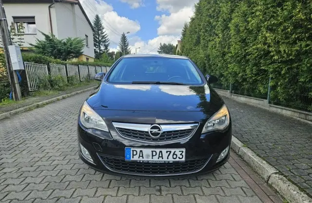 OPEL Astra 