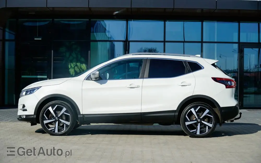 NISSAN Qashqai 1.2 DIG-T Tekna+
