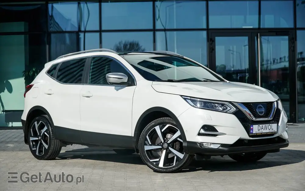 NISSAN Qashqai 1.2 DIG-T Tekna+