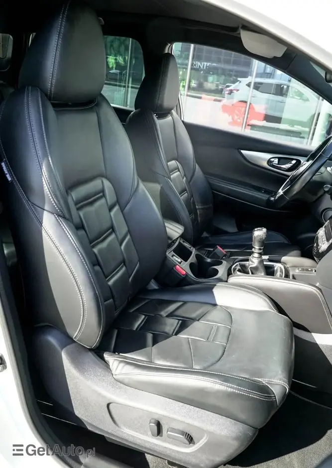 NISSAN Qashqai 1.2 DIG-T Tekna+