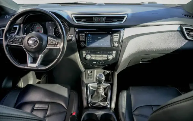 NISSAN Qashqai 1.2 DIG-T Tekna+