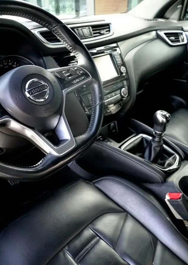 NISSAN Qashqai 1.2 DIG-T Tekna+