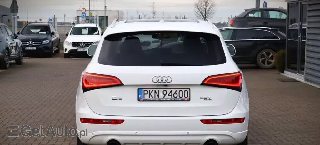 AUDI Q5 