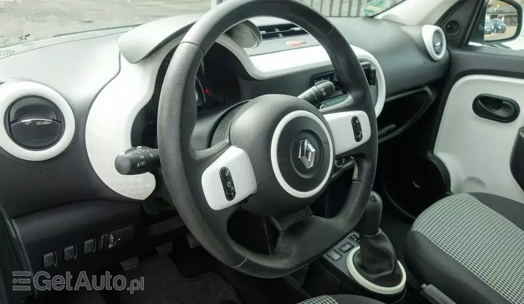 RENAULT Twingo 