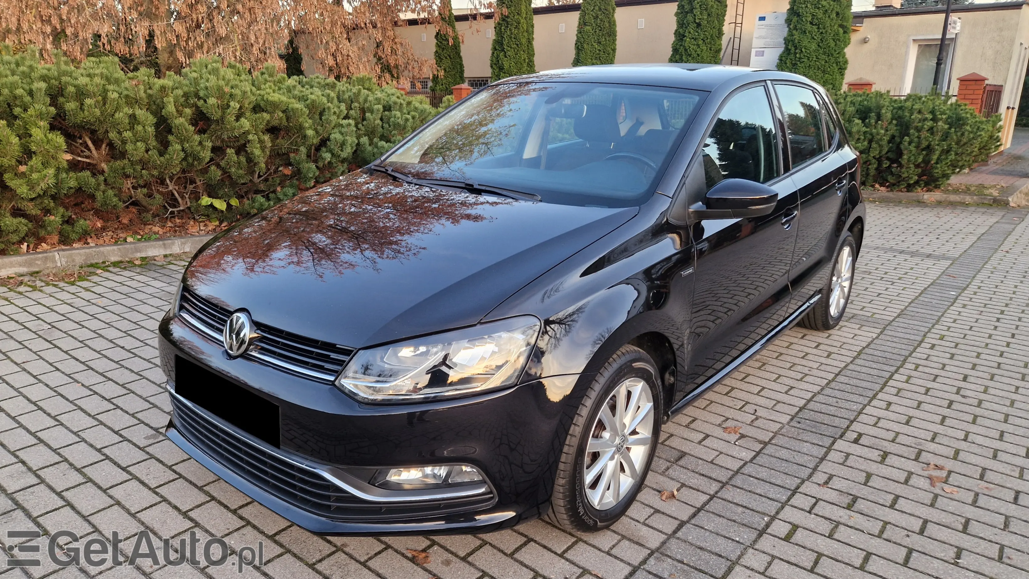 VOLKSWAGEN Polo Highline