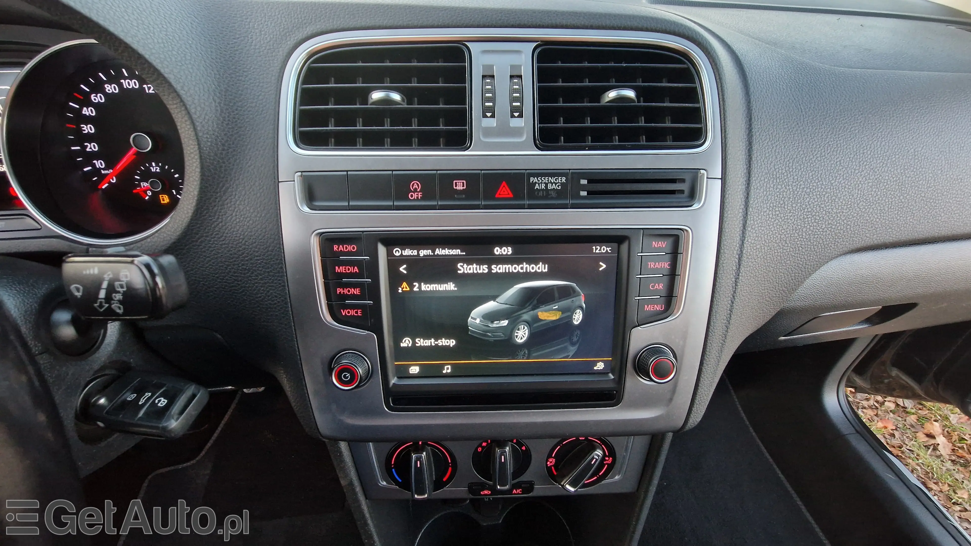 VOLKSWAGEN Polo Highline