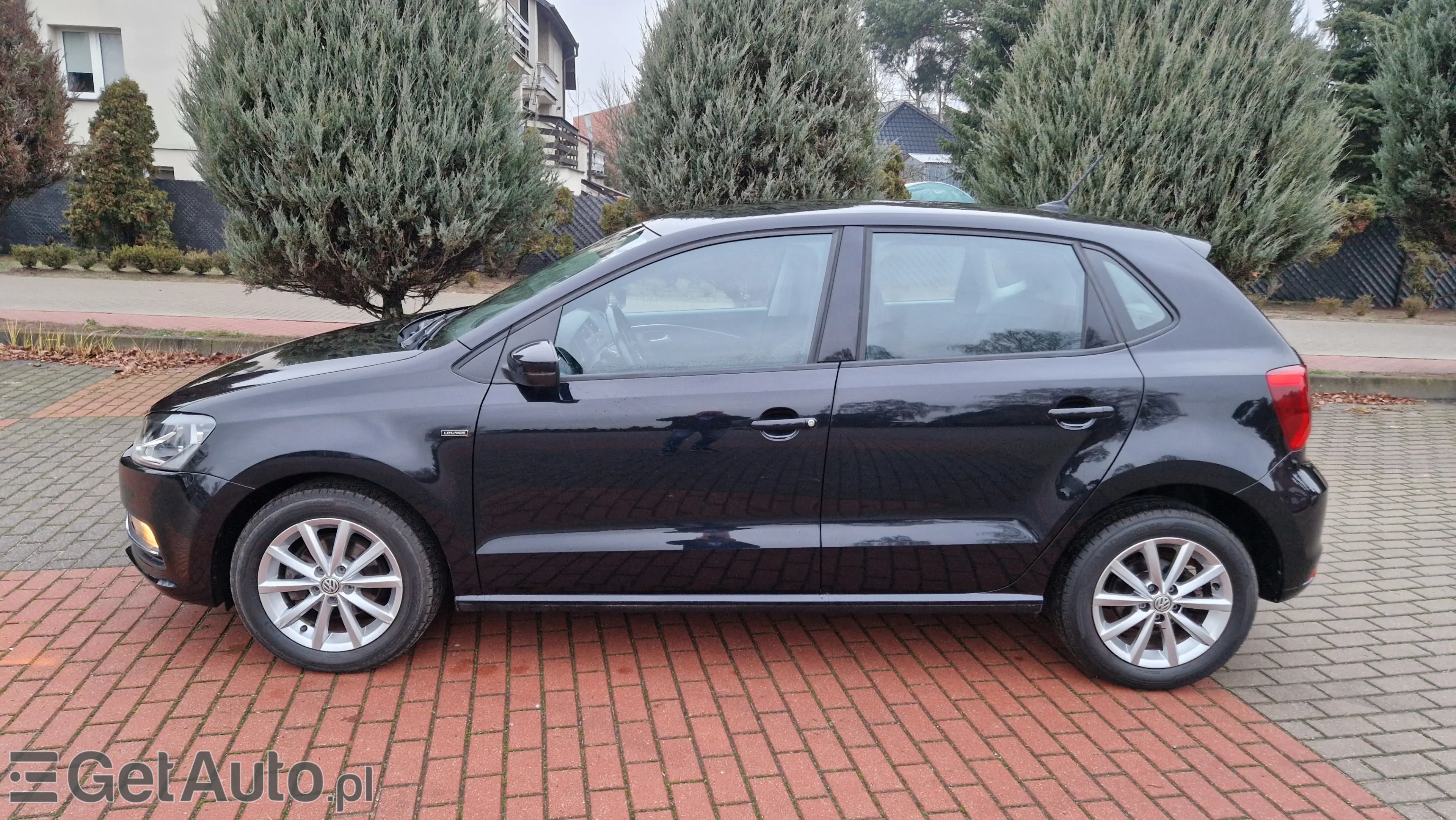 VOLKSWAGEN Polo Highline