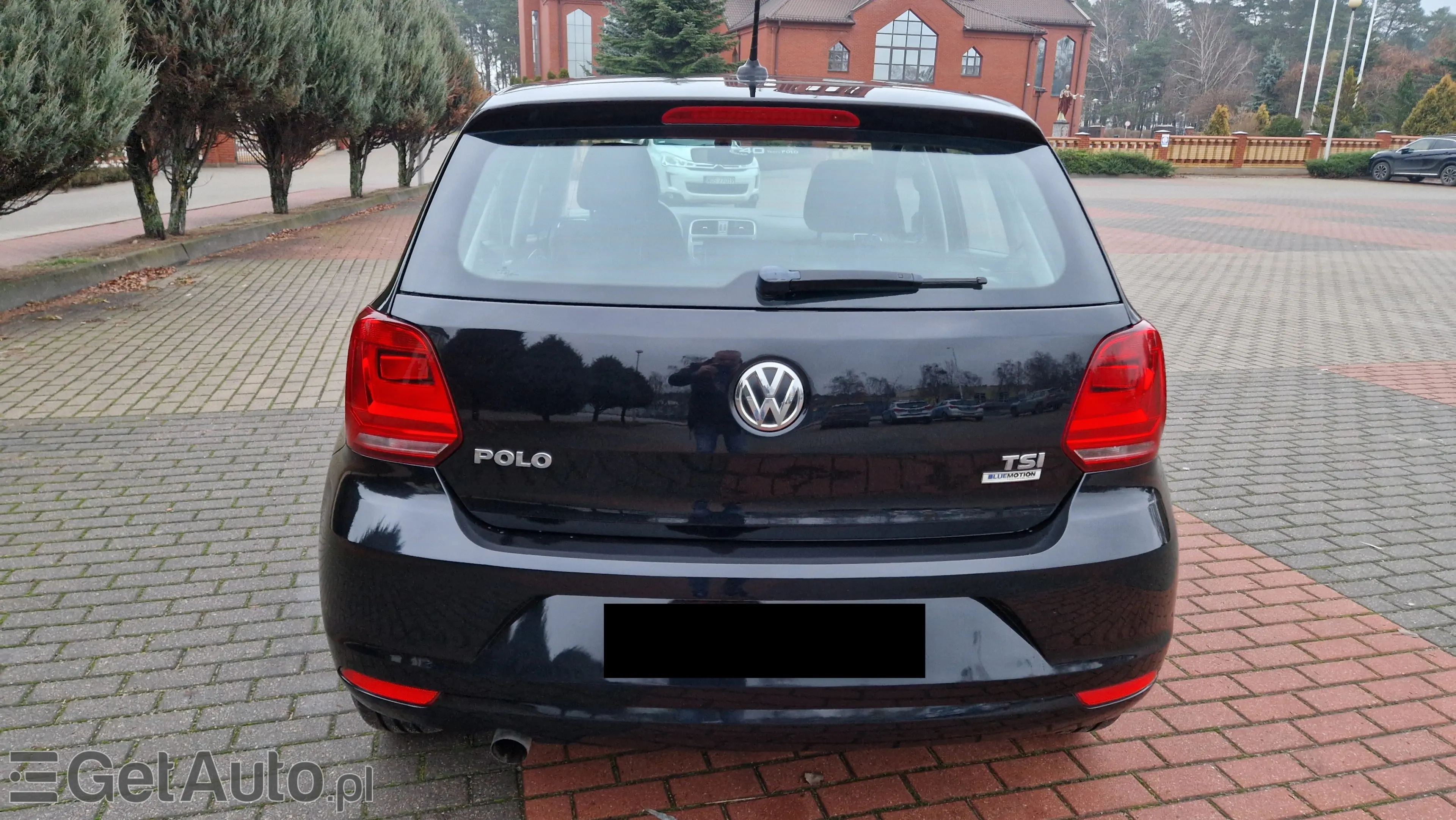 VOLKSWAGEN Polo Highline