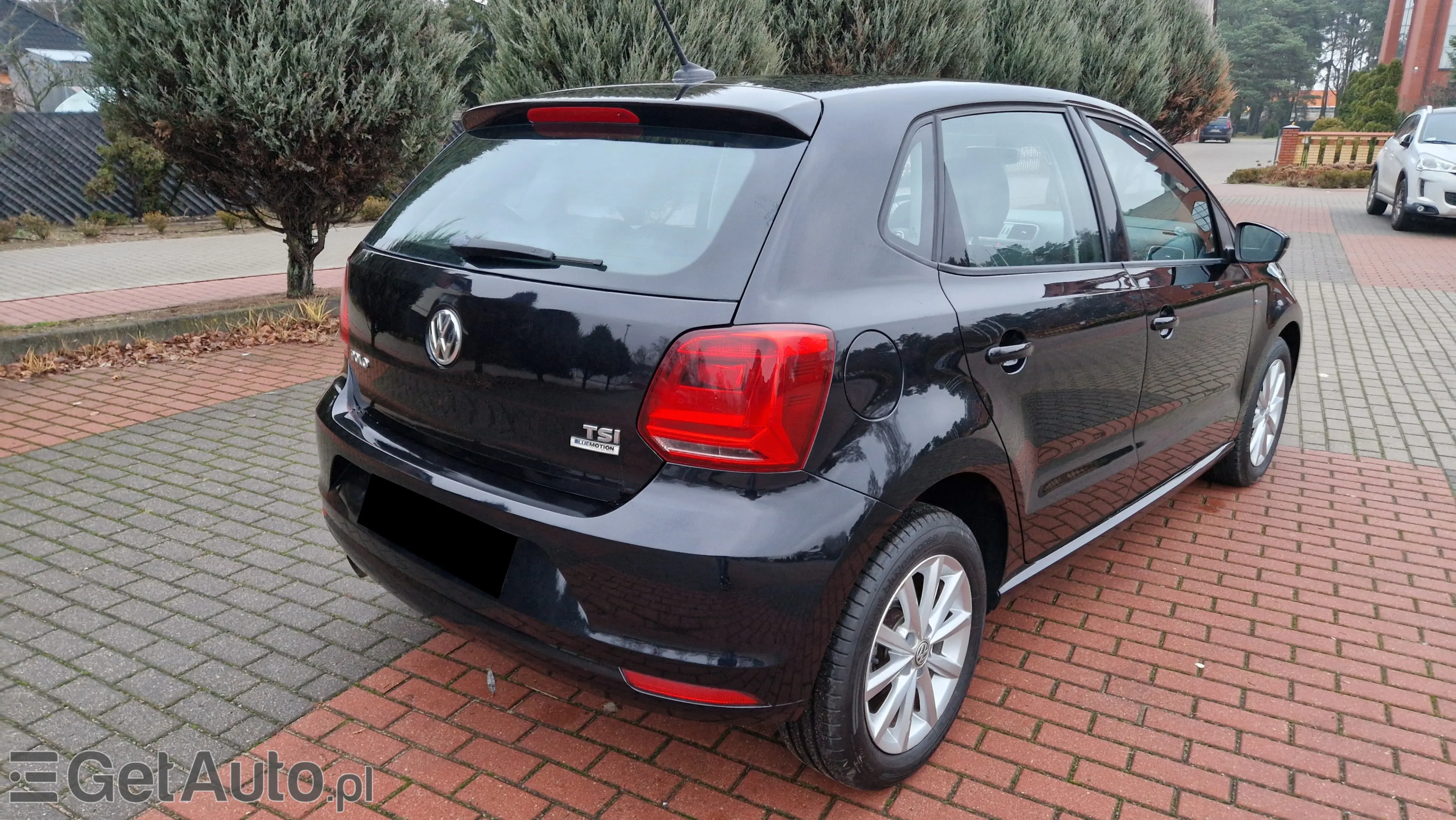 VOLKSWAGEN Polo Highline