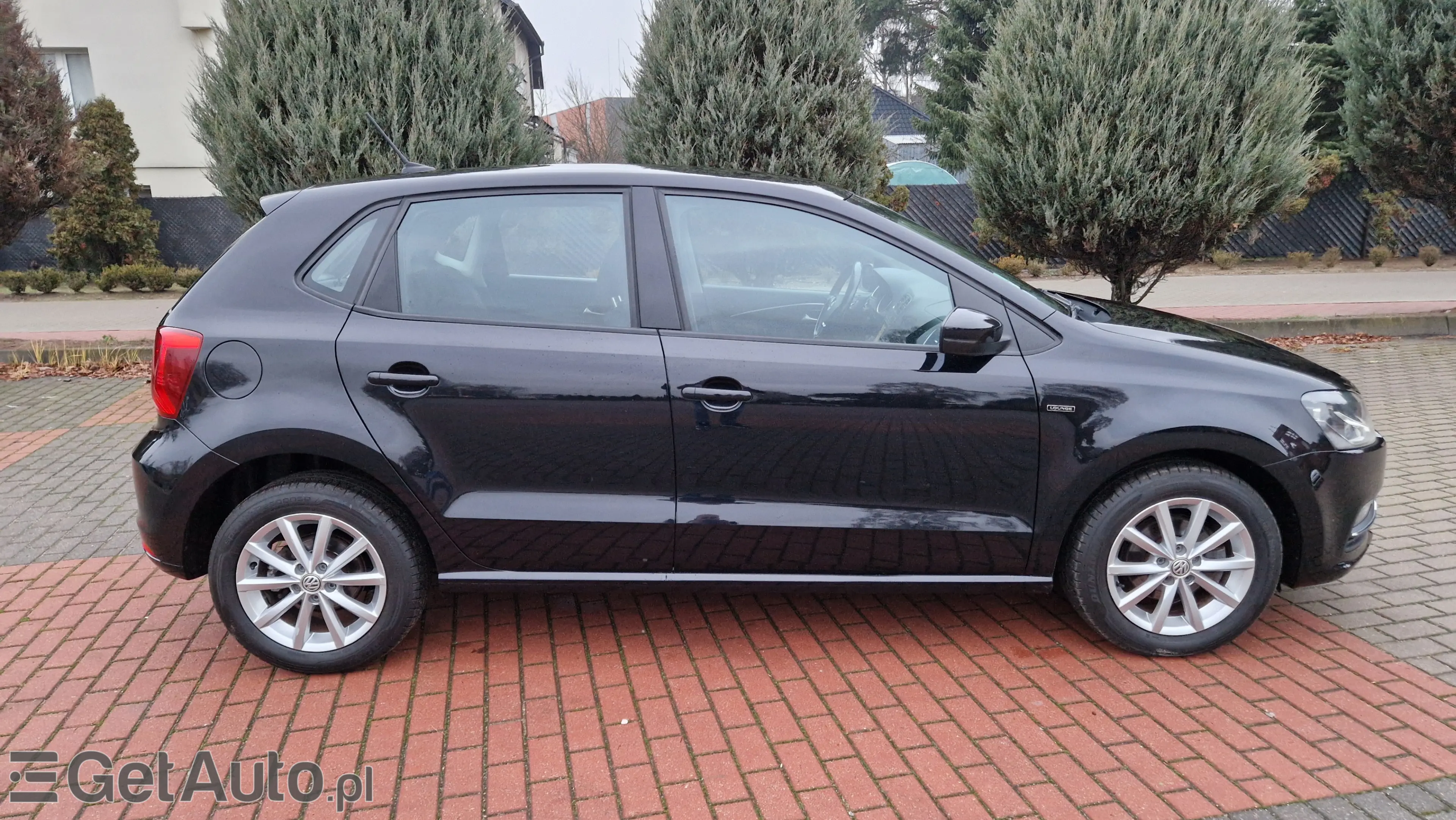 VOLKSWAGEN Polo Highline