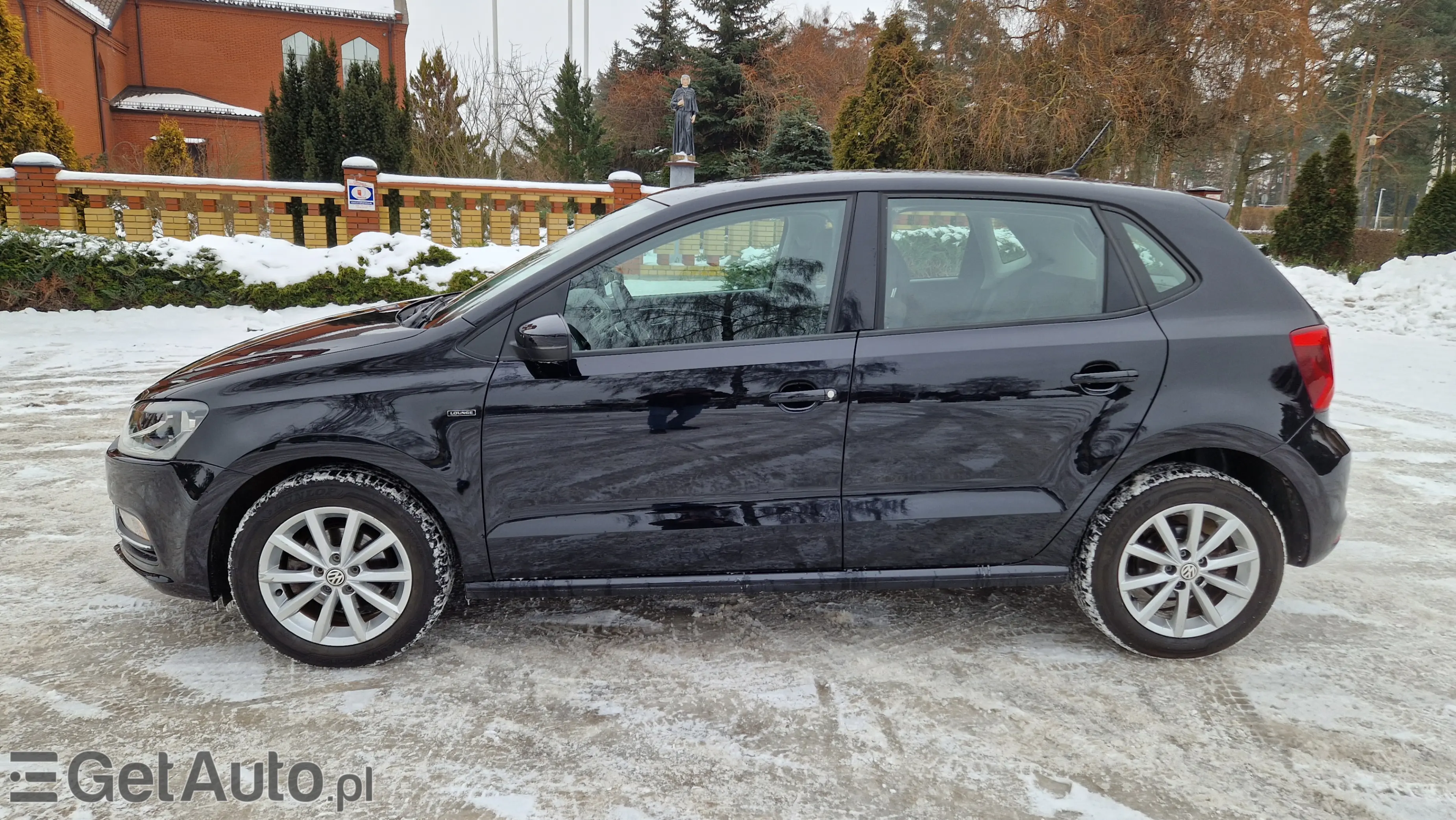 VOLKSWAGEN Polo Highline