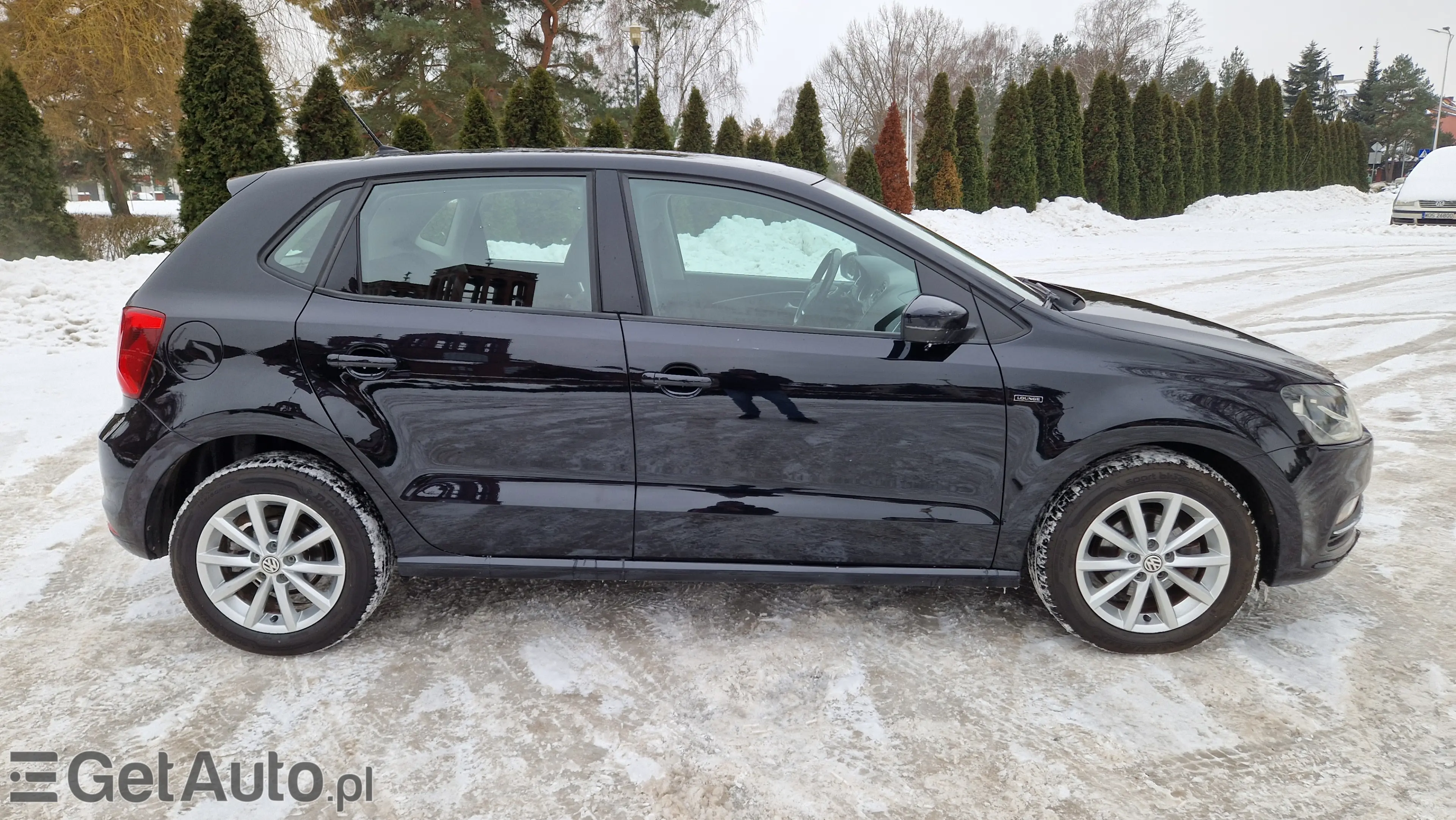 VOLKSWAGEN Polo Highline