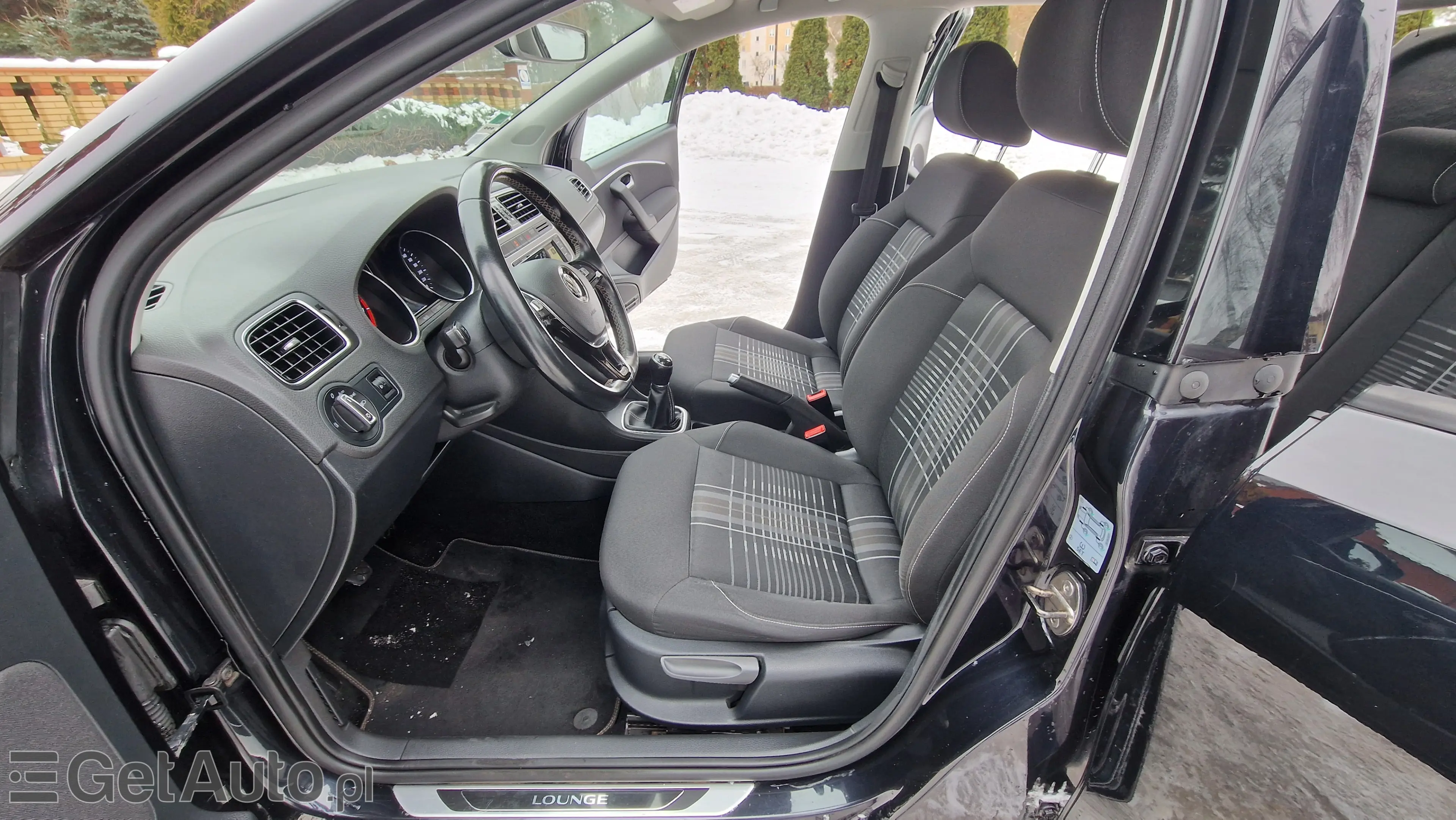 VOLKSWAGEN Polo Highline