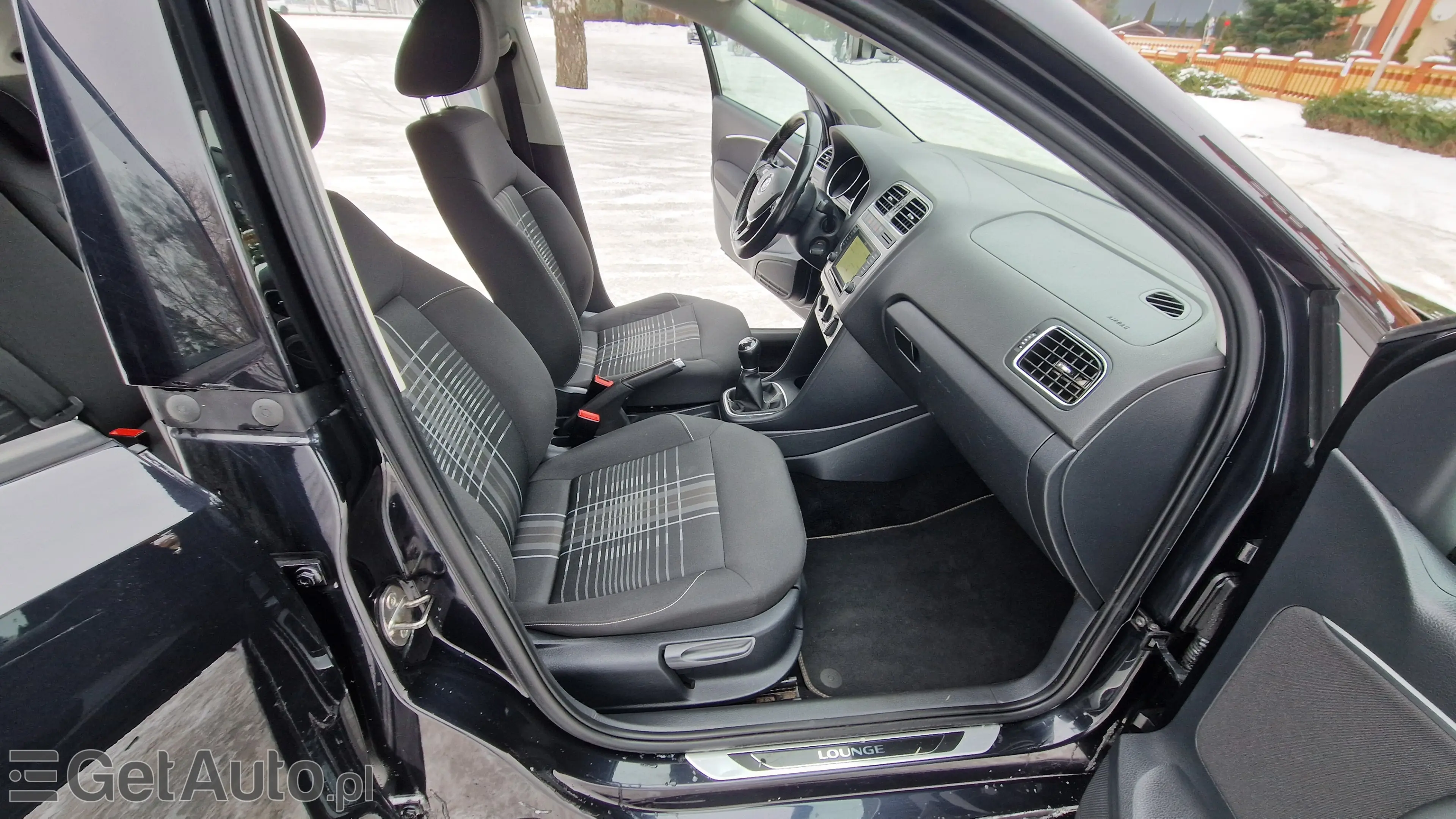 VOLKSWAGEN Polo Highline