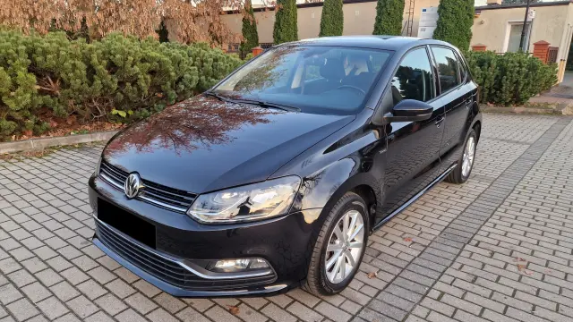 VOLKSWAGEN Polo Highline
