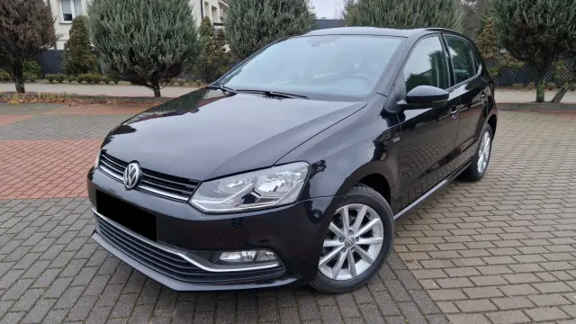 VOLKSWAGEN Polo Highline